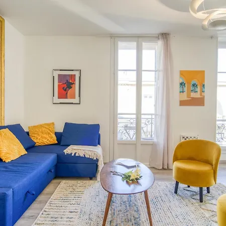 Apartment Sublime, Modern, Balconies, A/c, Refurbished *
